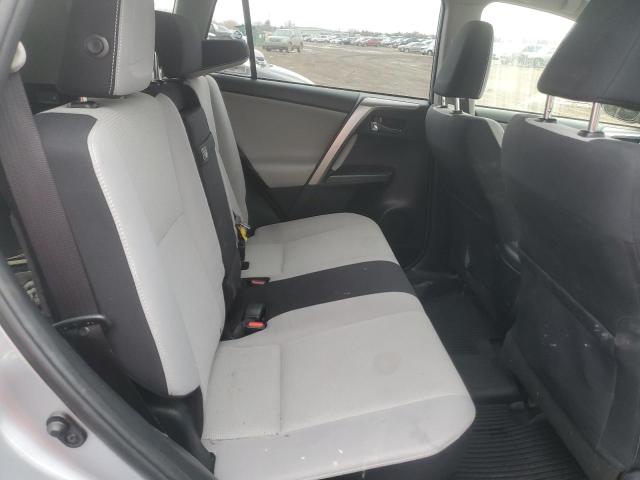 Photo 11 from auction – 2017 TOYOTA RAV4 HV LE with VIN JTMRJREV2HD080693