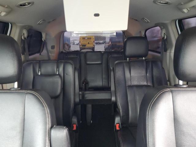 Photo 10 from auction – 2015 CHRYSLER TOWN & COU with VIN 2C4RC1BG3FR552041