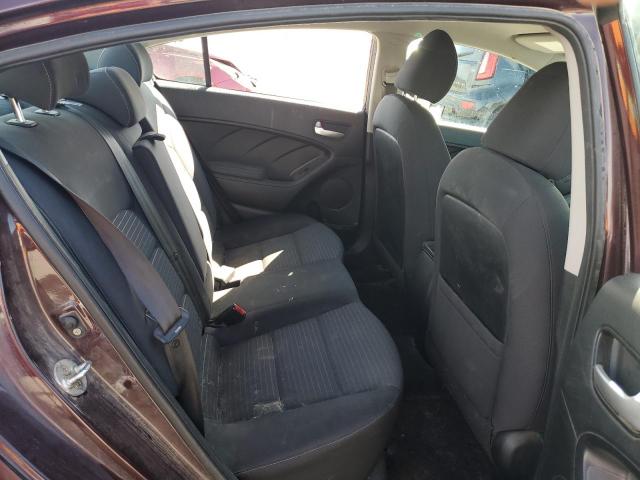 Photo 10 from auction – 2018 KIA FORTE LX with VIN 3KPFL4A77JE172037