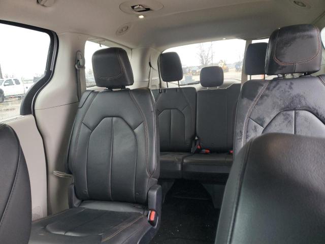 Photo 10 from auction – 2017 CHRYSLER PACIFICA T with VIN 2C4RC1BG3HR510052