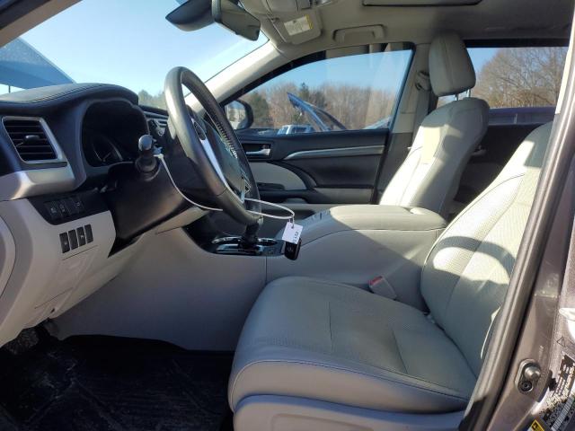 Photo 7 from auction – 2019 TOYOTA HIGHLANDER with VIN 5TDDZRFH8KS718520