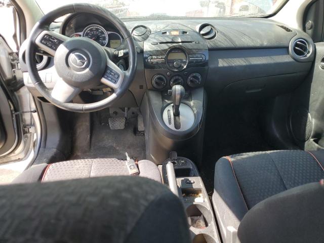 Photo 8 from auction – 2013 MAZDA MAZDA2 with VIN JM1DE1LY4D0161077