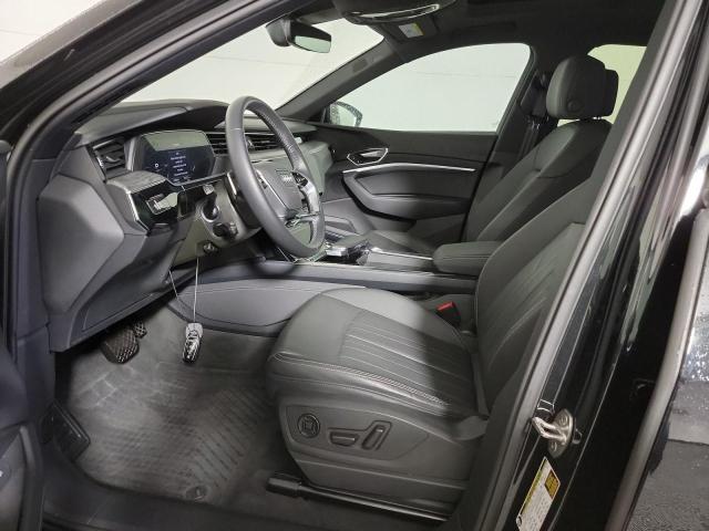 Снимка 5 от търг – 2022 AUDI E-TRON PRE с VIN WA1LAAGE6NB033303