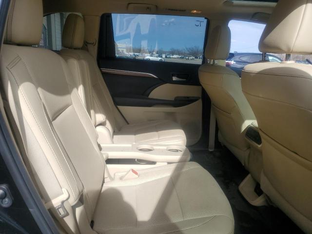 Photo 11 from auction – 2019 TOYOTA HIGHLANDER with VIN 5TDDZRFH1KS734073