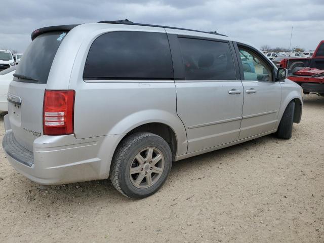 Photo 3 from auction – 2009 CHRYSLER TOWN & COU with VIN 2A8HR54199R673969