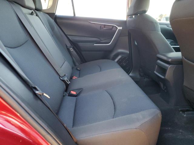Photo 11 from auction – 2021 TOYOTA RAV4 LE with VIN JTMH1RFV4MD064323