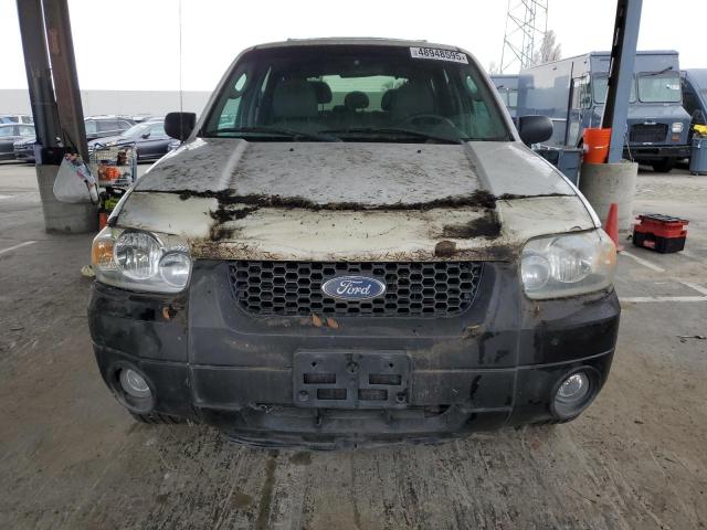 Photo 5 from auction – 2005 FORD ESCAPE XLT with VIN 1FMCU93145KC07704