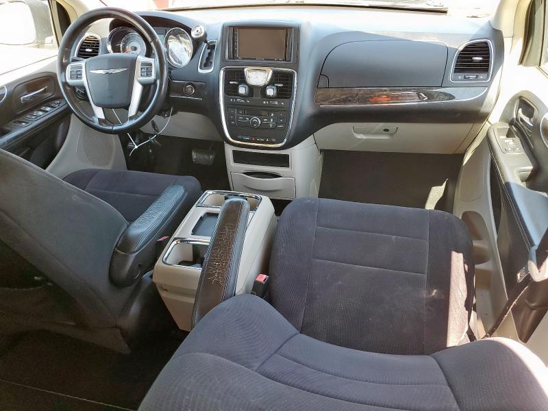 Photo 8 from auction – 2011 CHRYSLER TOWN & COU with VIN 2A4RR5DG3BR780273