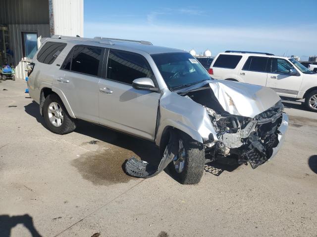 Photo 4 from auction – 2016 TOYOTA 4RUNNER SR with VIN JTEZU5JR2G5118081