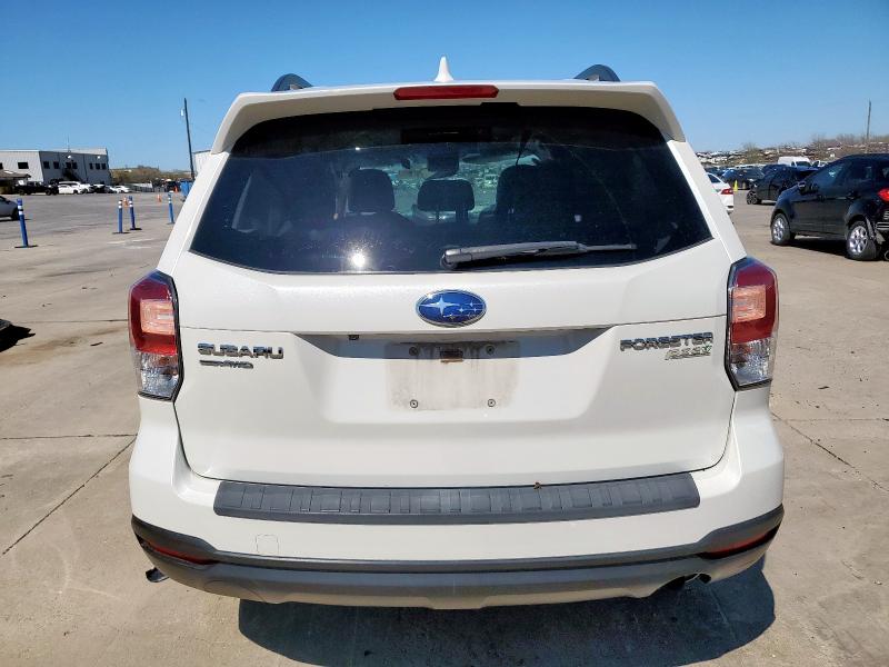Снимка 6 от търг – 2017 SUBARU FORESTER 2 с VIN JF2SJAEC5HH492229
