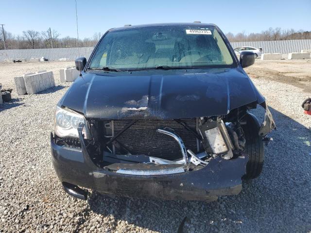 Photo 5 from auction – 2015 CHRYSLER TOWN & COU with VIN 2C4RC1BG1FR588973