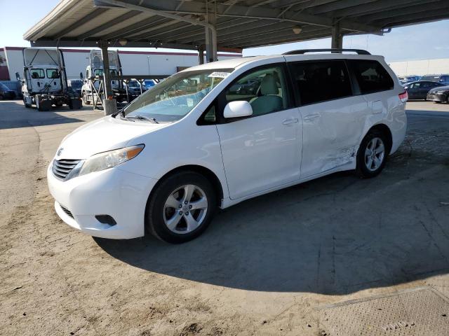TOYOTA SIENNA LE 2013 with VIN 5TDKK3DC7DS283959 - Photo from auction