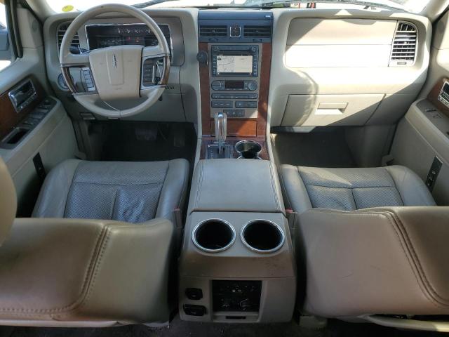 Photo 8 from auction – 2013 LINCOLN NAVIGATOR with VIN 5LMJJ2J52DEL01619