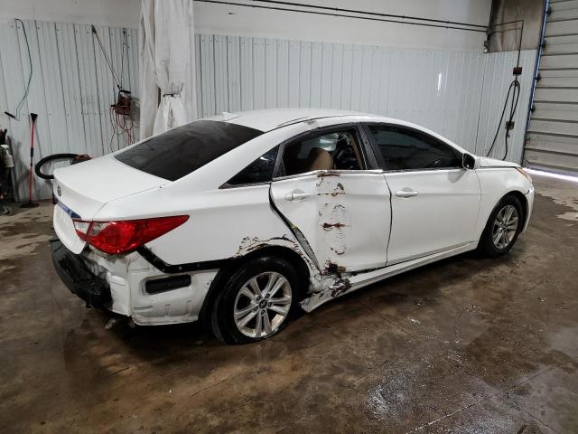 Photo 3 from auction – 2013 HYUNDAI SONATA GLS with VIN 5NPEB4AC2DH522010