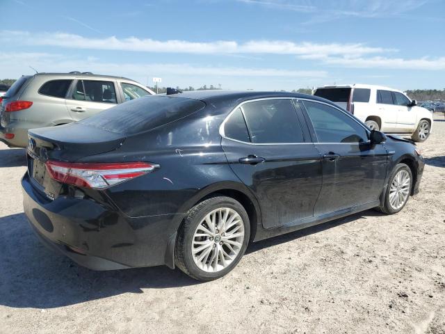 Photo 3 from auction – 2020 TOYOTA CAMRY XLE with VIN 4T1F31AK3LU527451