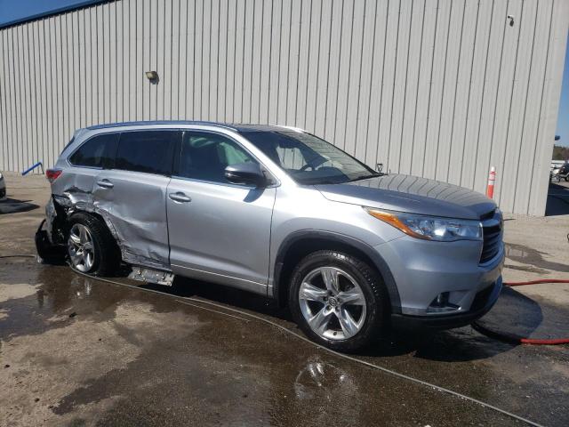 Photo 4 from auction – 2016 TOYOTA HIGHLANDER with VIN 5TDYKRFH0GS156139