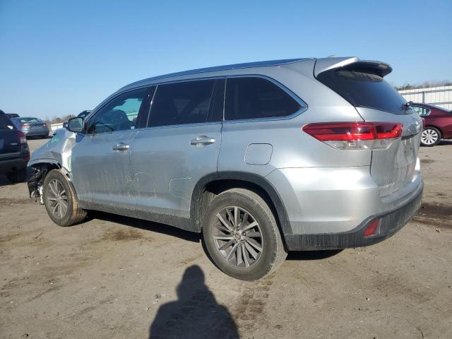 Photo 2 from auction – 2019 TOYOTA HIGHLANDER with VIN 5TDKZRFH8KS308016