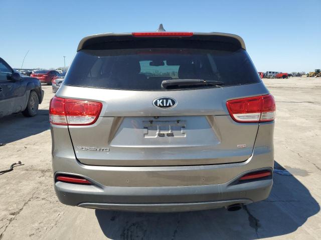 Photo 6 from auction – 2016 KIA SORENTO LX with VIN 5XYPG4A33GG054617
