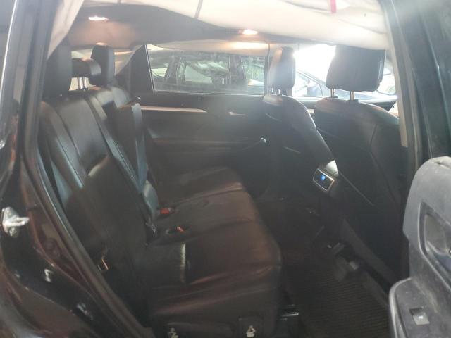 Photo 10 from auction – 2018 TOYOTA HIGHLANDER with VIN 5TDJZRFH5JS543497