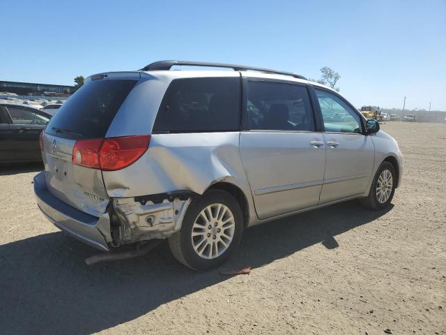 Photo 3 from auction – 2010 TOYOTA SIENNA CE with VIN 5TDKK4CC7AS308037