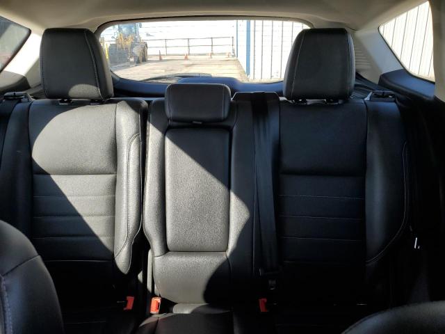 Photo 10 from auction – 2016 FORD C-MAX PREM with VIN 1FADP5CU5GL115975