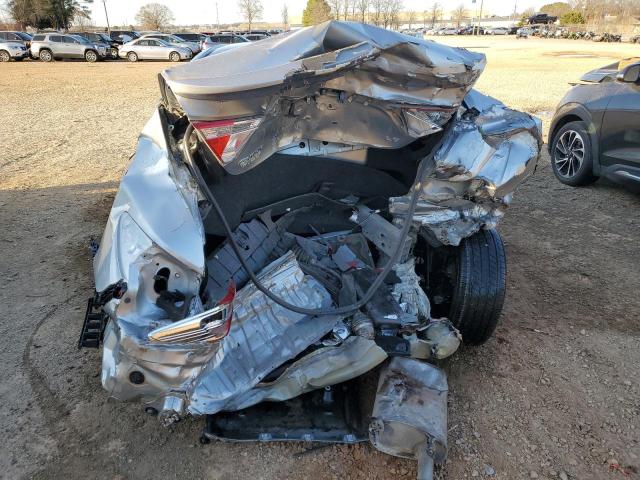 Photo 6 from auction – 2016 TOYOTA CAMRY LE with VIN 4T4BF1FK2GR579549