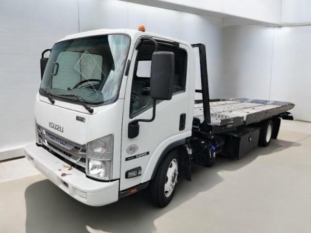 Photo 2 from auction – 2020 ISUZU NRR with VIN JALE5W169L7305035