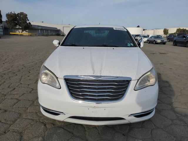 Photo 5 from auction – 2012 CHRYSLER 200 TOURIN with VIN 1C3CCBBB9CN138579