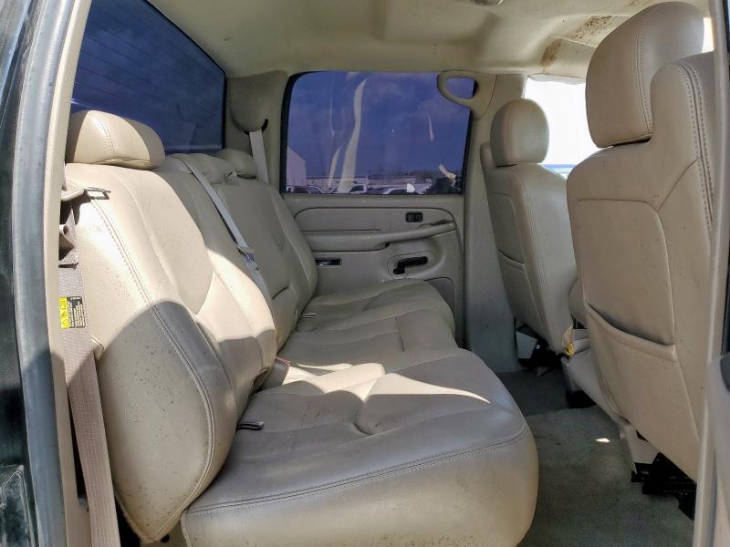 Photo 10 from auction – 2005 CHEVROLET SILVERADO with VIN 2GCEK13T151321861