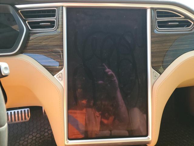 Photo 9 from auction – 2015 TESLA MODEL S 85 with VIN 5YJSA1H15FF095089