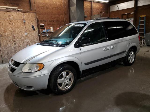 DODGE CARAVAN SX 2005 with VIN 1D4GP45R35B100147 - Photo from auction