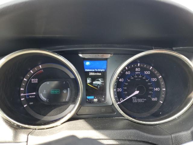 Photo 9 from auction – 2012 HYUNDAI SONATA HYB with VIN KMHEC4A41CA024131