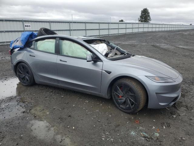 Снимка 4 от търг – 2024 TESLA MODEL 3 с VIN 5YJ3E1ET2RF900226