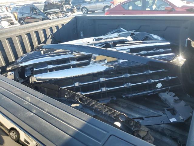 Photo 12 from auction – 2023 CHEVROLET SILVERADO with VIN 3GCUDGE85PG123781