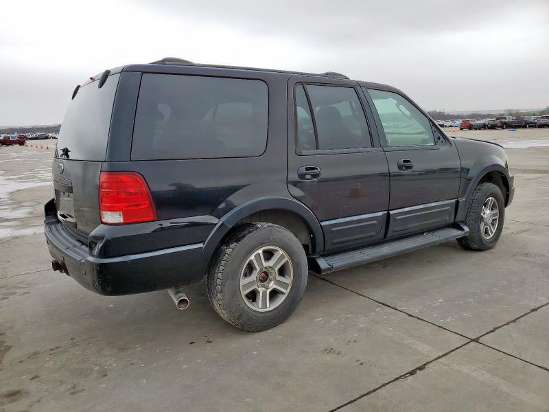 Photo 3 from auction – 2004 FORD EXPEDITION with VIN 1FMPU17L24LB21282