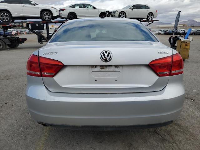 Photo 6 from auction – 2015 VOLKSWAGEN PASSAT SE with VIN 1VWBV7A38FC065971