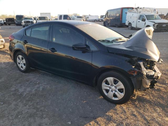 Photo 4 from auction – 2017 KIA FORTE LX with VIN 3KPFK4A70HE093385