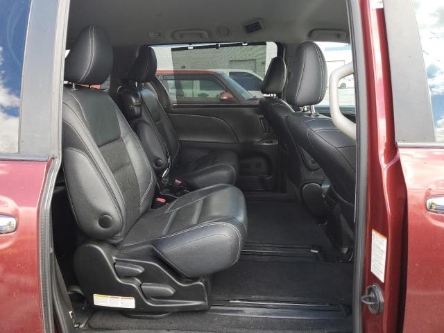 Photo 11 from auction – 2017 TOYOTA SIENNA SE with VIN 5TDXZ3DC3HS779123