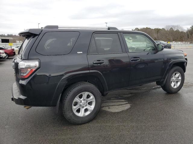 Photo 3 from auction – 2024 TOYOTA 4RUNNER SR with VIN JTEMU5JR2R6283605