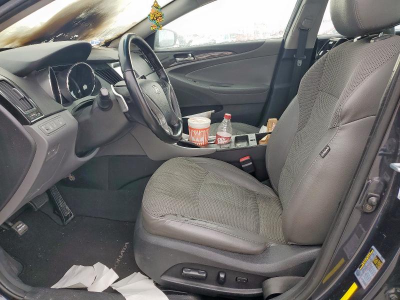 Photo 7 from auction – 2014 HYUNDAI SONATA SE with VIN 5NPEC4AB7EH808537