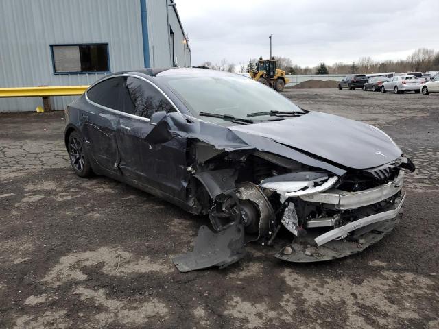 Photo 4 from auction – 2018 TESLA MODEL 3 with VIN 5YJ3E1EA5JF016266