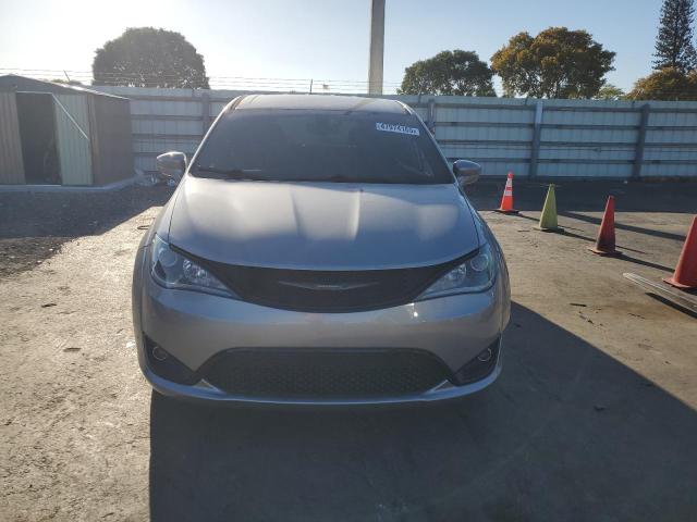 Photo 5 from auction – 2018 CHRYSLER PACIFICA T with VIN 2C4RC1FG6JR228150