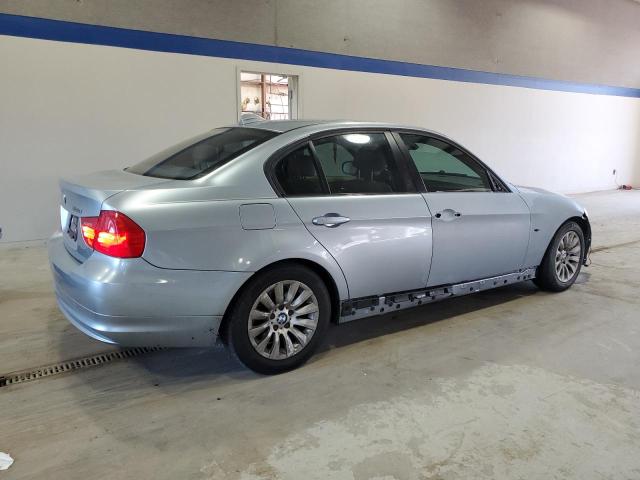 Photo 3 from auction – 2009 BMW 328 I with VIN WBAPH77509NM28715