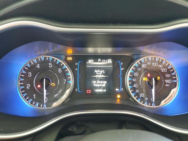 Photo 9 from auction – 2015 CHRYSLER 200 LIMITE with VIN 1C3CCCAB3FN600159