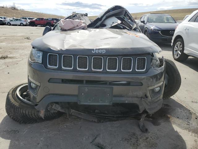 Снимка 5 от търг – 2018 JEEP COMPASS LA с VIN 3C4NJDBB6JT179691