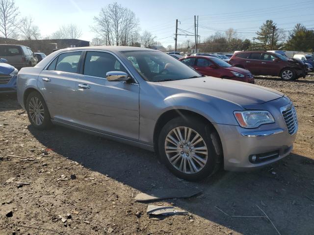 Снимка 4 от търг – 2014 CHRYSLER 300C с VIN 2C3CCAKG9EH201097