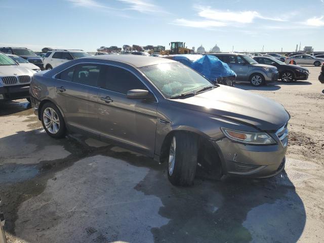 Photo 4 from auction – 2013 FORD TAURUS SEL with VIN 1FAHP2E80DG174890