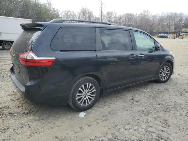 Photo 3 from auction – 2018 TOYOTA SIENNA XLE with VIN 5TDYZ3DC3JS934053