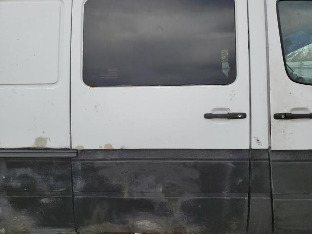 Photo 10 from auction – 2004 DODGE SPRINTER with VIN WD2PD644245667825