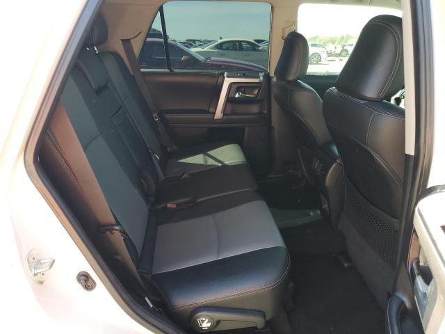 Photo 11 from auction – 2020 TOYOTA 4RUNNER SR with VIN JTEZU5JRXL5225065